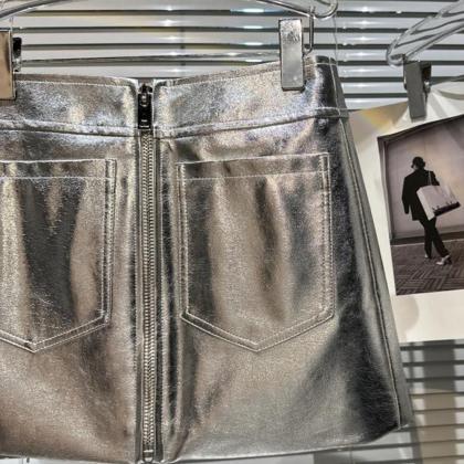 Shiny Pu Leather Zipper Design Skirts..