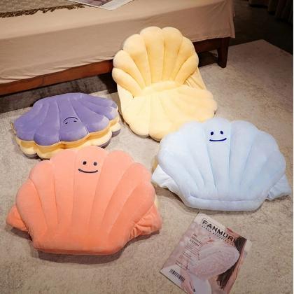 Cartoon Cute Shell Shaped Plush Cushion Toys..