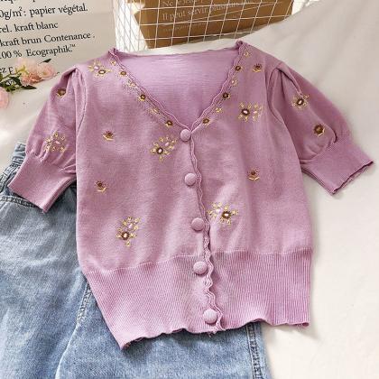 Woman Tshirts Embroidered Flower Knitted Cardigan..