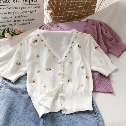 Woman Tshirts Embroidered Flower Knitted Cardigan..