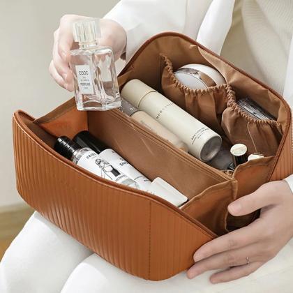 Korean Fashion Makeup Bag Cosmetic Bag For Women..