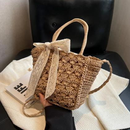 Cute Korean Style Straw Handwoven Handbag..