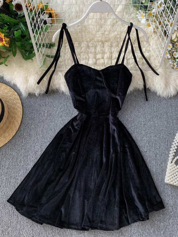 Elegant Vintage Gothic Strap Dress Women Short Party Dresses Slim High Waist Mini Dress