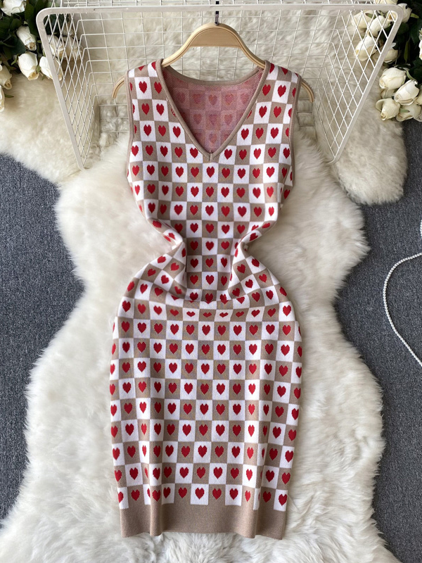 Romantic Heart Knitted Short Dress Women Casual V-neck Bodycon Dress