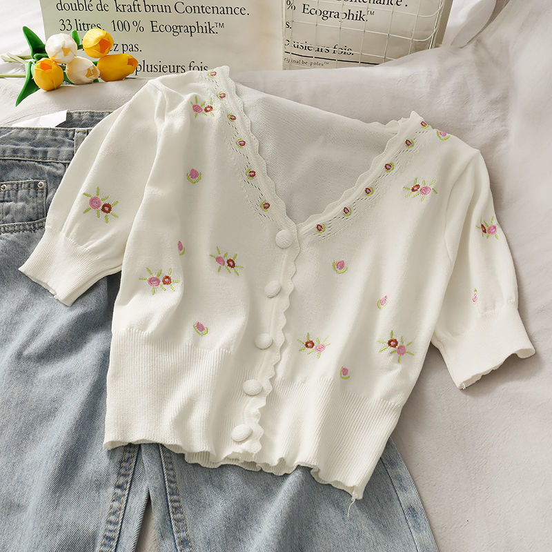 Woman Tshirts Embroidered Flower Knitted Cardigan T-shirt Women's V-neck Short Top Crop Top