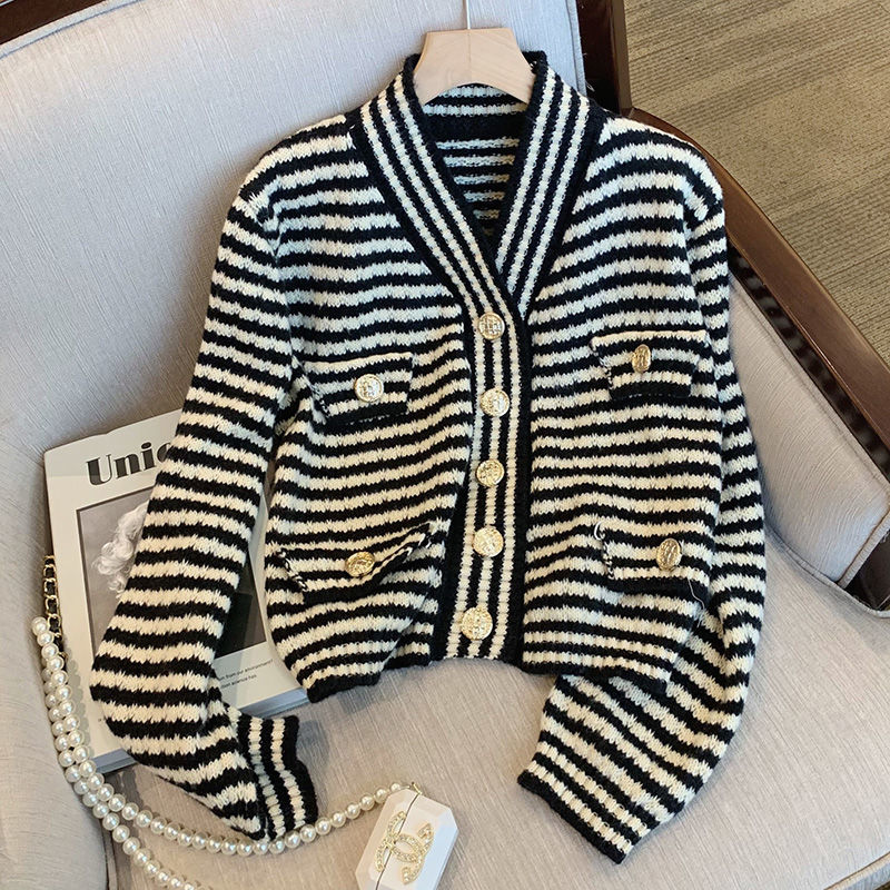 Retro Port Flavor Striped Color Knit Cardigan Female Small Fragrant Wind Coat V Collar Sweater Loose Lazy Long Sleeves Sweater
