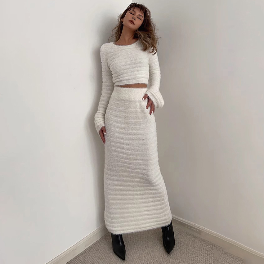 Women's Long Sleeve Crop Sweater & High Waist Skirt Two Piece Set