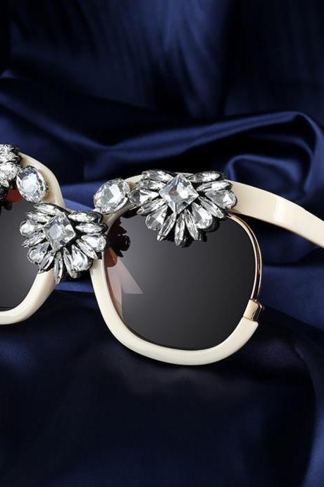 Sunglasses Women Brand Design Big Frame Square Sunglasses With Luxury Diamond Sun Glasses Ladies Fashion Shades Women Eyeware