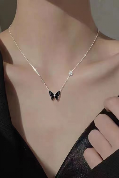 European And American Black Butterfly Pendant Necklace Fashion Simple Personality Light Luxury Women Collar Chain
