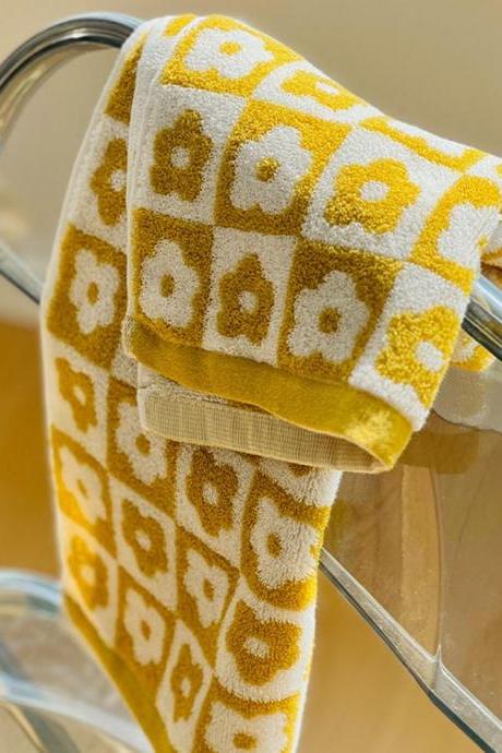 Bath Towel Comfortable Hand Washable Multipurpose Hand Towels Checkered Floral Shower Towel Washing Towel Home Supply