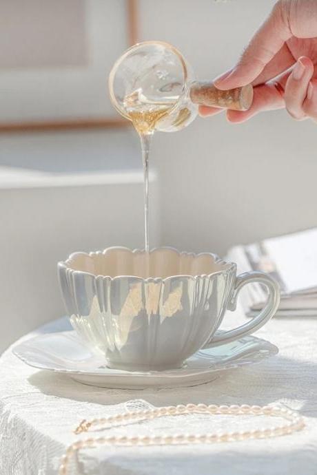 Creative And Simple Pearl Petal Coffee Mug With Saucer Ceramic Gift Tea Set Luxury European Chic Cup Gift Beautiful Tea Mugs Bar