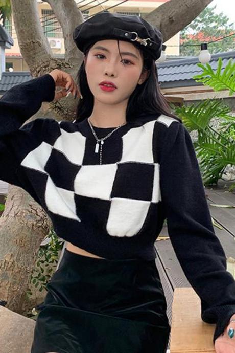 Vintage Plaid Black White Autumn Kitted Sweater Women O-neck Casual Streetwear Slim Loose Cropped Pullovers Knitwear Korean